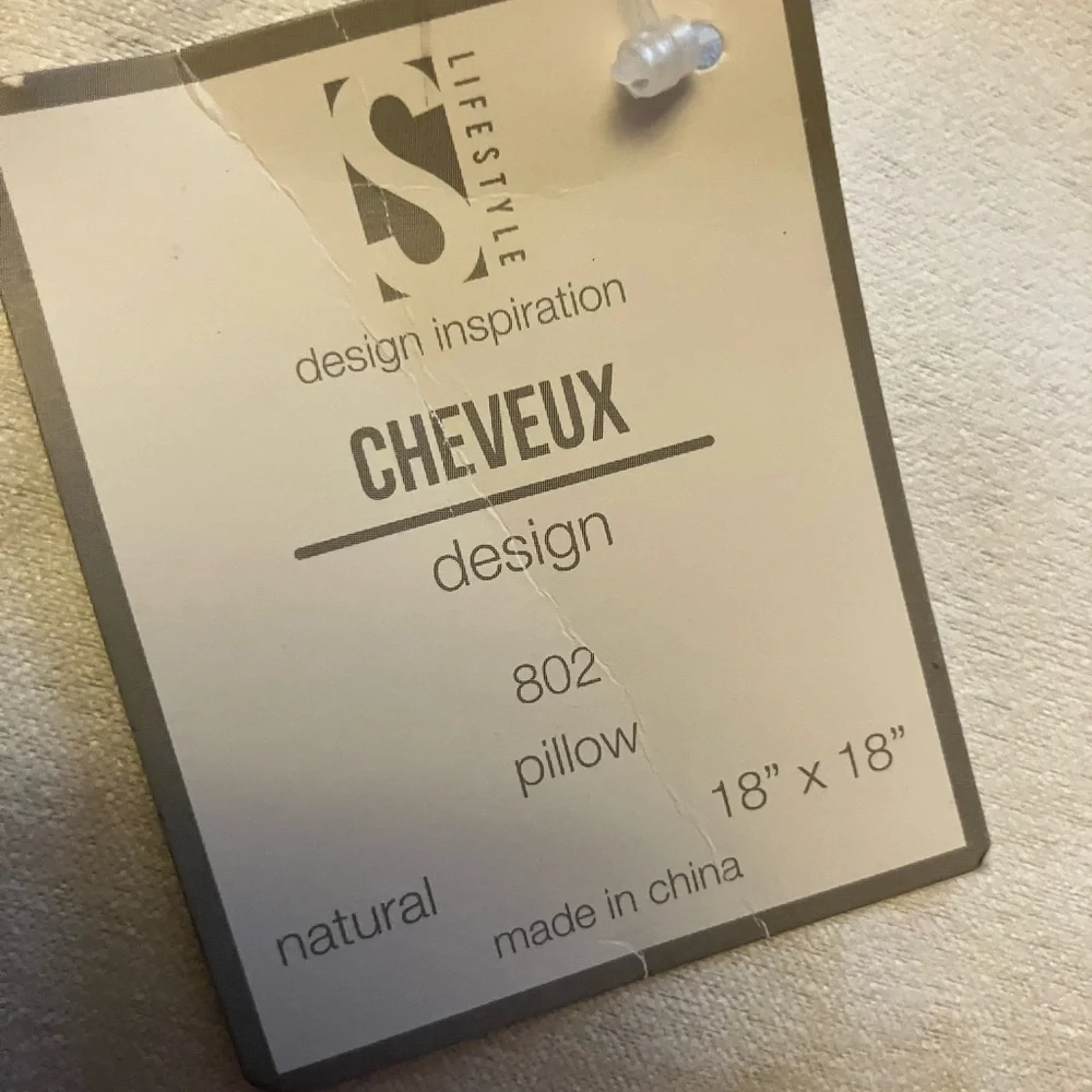 NWT faux fur pillow sham by Cheveux Design18 x 18”